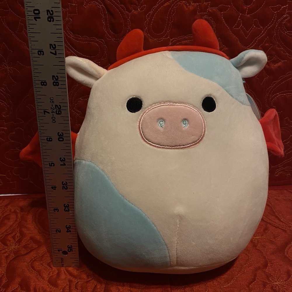 Squishmallows Belana the Little Devil Cow 8"Halloween Exclusive‎ 2022!